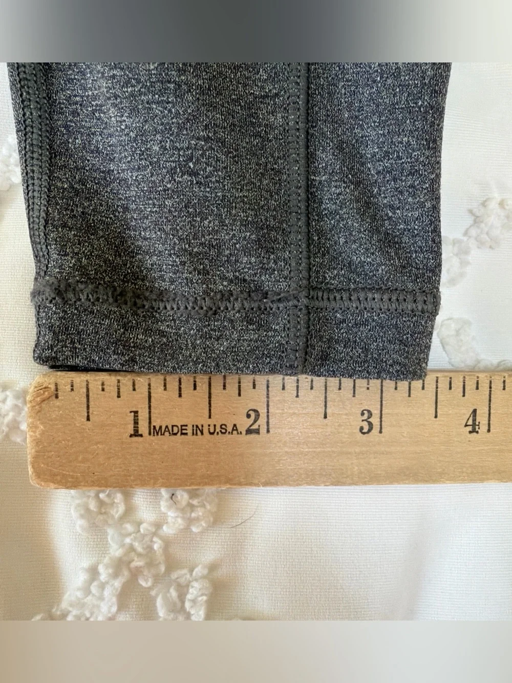 Lululemon 28” Speed Up Tight *Full-On Luxtreme Luon Knit Heathered Gray Size 4